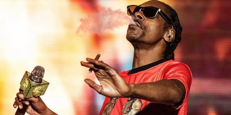Fumaça finita: Snoop Dogg deixa a erva e a internet em choque!
