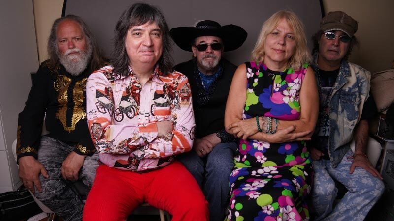 Mad Painter celebra o espírito do rock anos 70 no novo single ‘Empty Bottles’