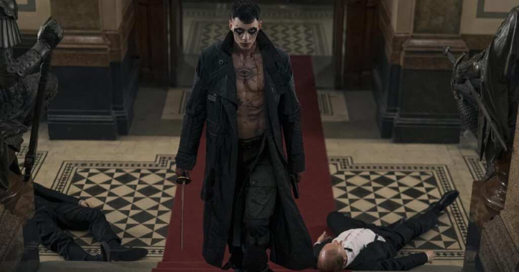 O Corvo: 5 razões para assistir ao novo filme estrelado por Bill Skarsgård e FKA twigs